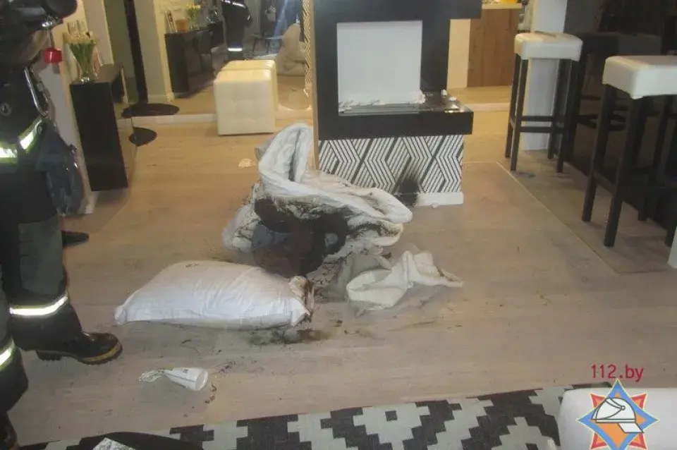 У Гродне брытанец спрабаваў распаліць камін і атрымаў апёкі. Фота