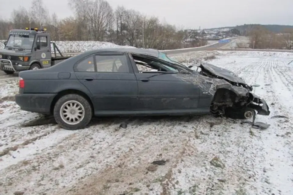 У Барысаўскім раёне пасля ДТЗ збег кіроўца BMW, пасажыр памёр у бальніцы