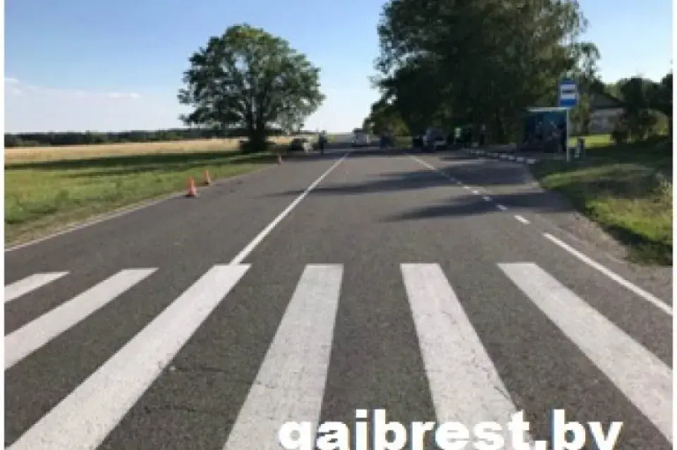У Іванаўскім раёне 9-гадовы хлопчык з Мінска на ровары трапіў пад легкавік
