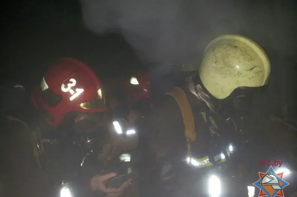 Пажар на заводзе ў Баранавічах мог пачацца з-за электраабагравальніка (фота)