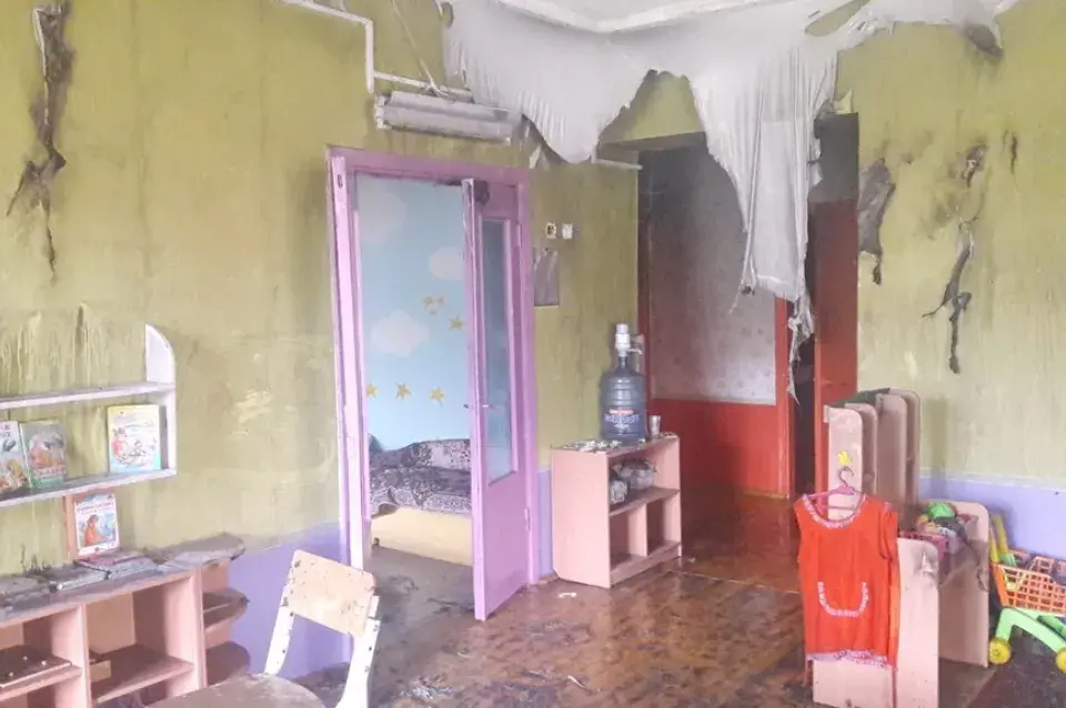 У Заслаўі гарэў дзіцячы садок, эвакуявалі 139 дзяцей (фота)