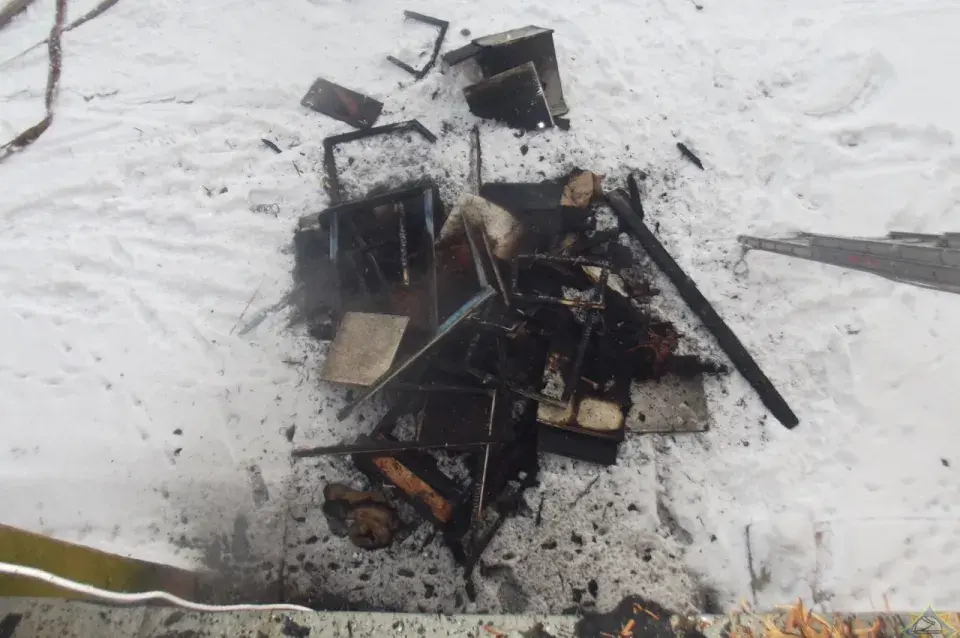 У Клецкім раёне гарэў трохпавярховік: 1 чалавек загінуў, 3 уратаваныя