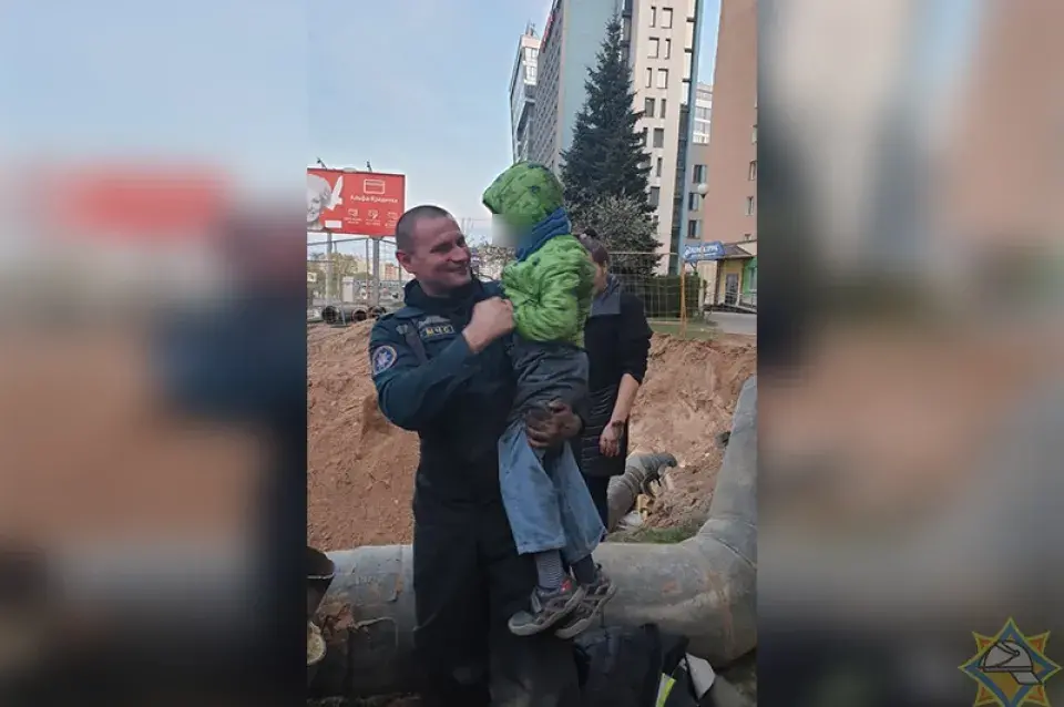 У Мінску шасцігадовы хлопчык захрас у вадаправоднай трубе