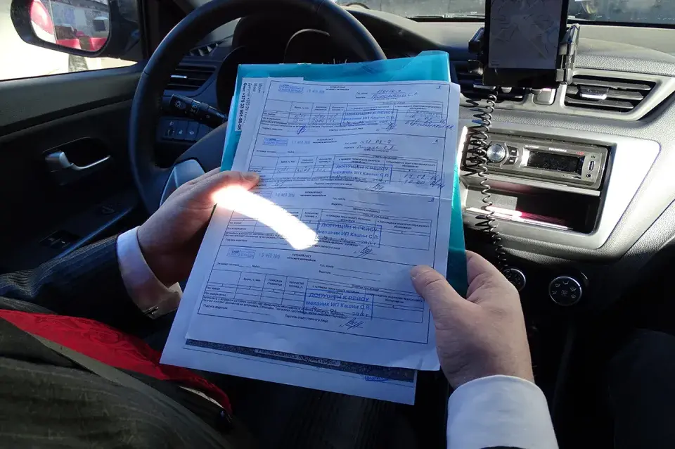 Ці пакажа кіроўца Uber даведку пра медагляд?