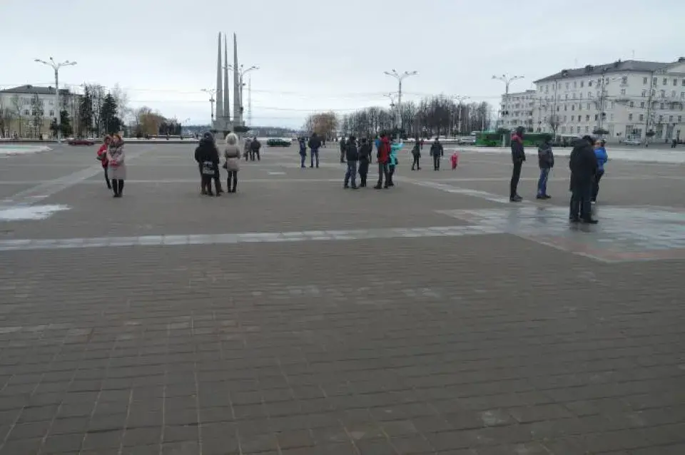Акцыя “недармаедаў” ў Віцебску сабрала некалькі дзясяткаў чалавек (фота)