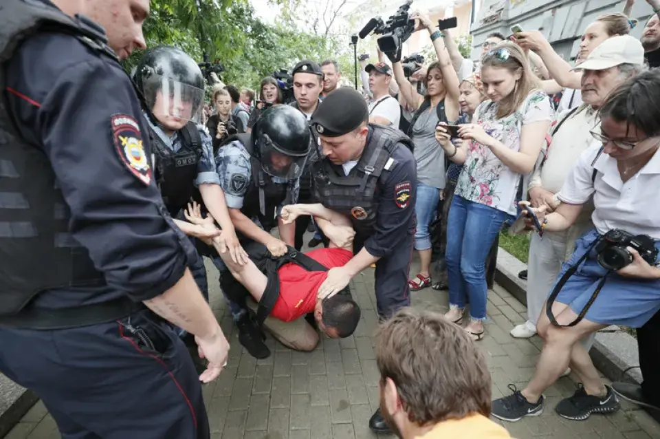 На шэсці ў Маскве ў падтрымку Галунова затрымалі каля 400 чалавек