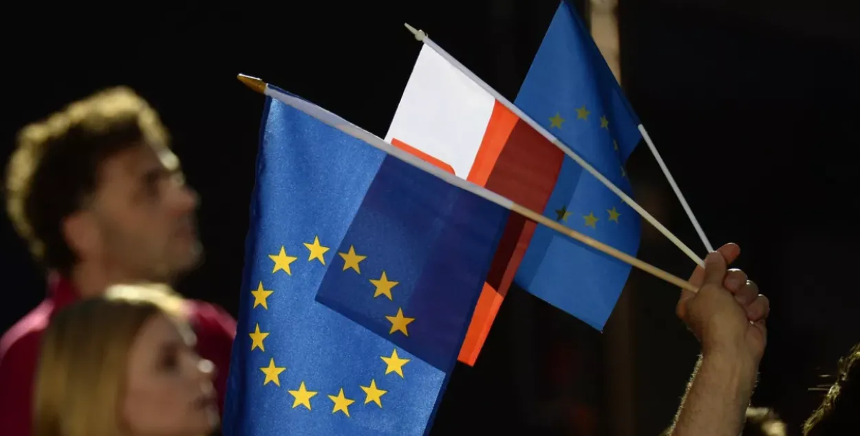 Польшча настойвае на санкцыях супраць Беларусі / "РІА Навіны"