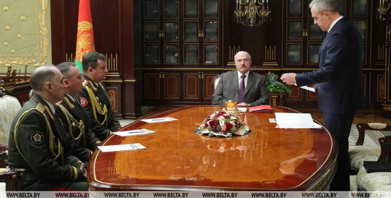 Новы міністр абароны: асноўнае — навучанне таму, што неабходна на вайне