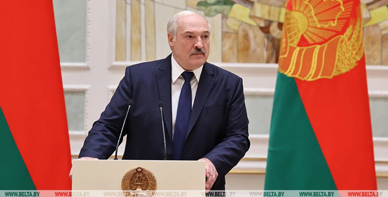 Александр Лукашенко выступает перед милицией / БЕЛТА