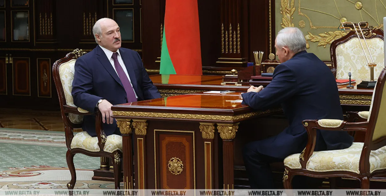 Александр Лукашенко и Виктор Шейман / БЕЛТА