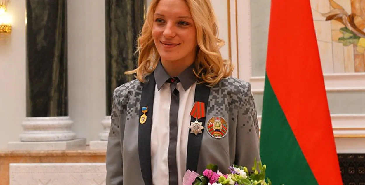 Лукашэнка ўручыў ордэн алімпійскай чэмпіёнцы Ганне Гуськовай (фота)