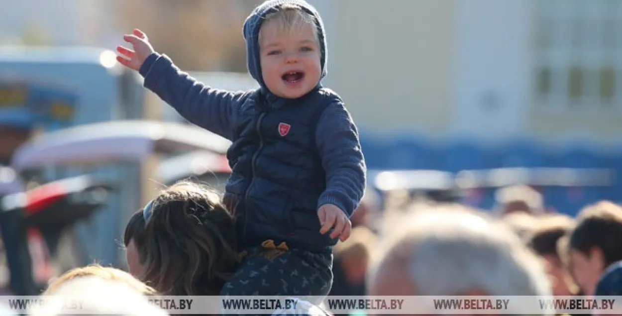 Пацяпленне ў Беларусі: у выхадныя дні месцамі да +16