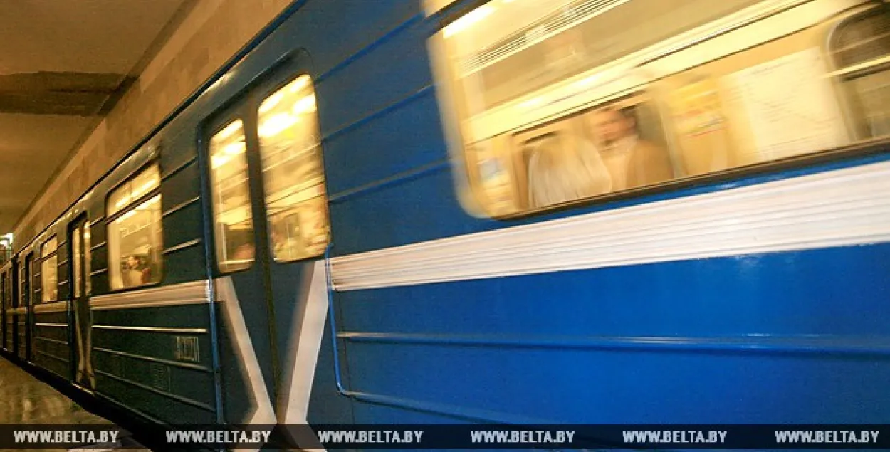 9 траўня зменіцца рэжым працы станцыі мінскага метро "Плошча Перамогі"
