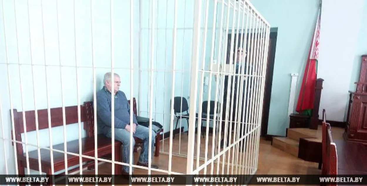 Кіроўца грузавіка, які наехаў на людзей каля ГЦ “Замак”, асуджаны на 5 гадоў
