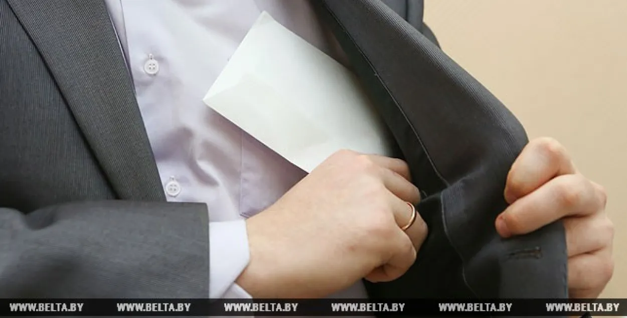 Пяць кантралёраў з Бабруйска падазраюць у атрыманні хабараў