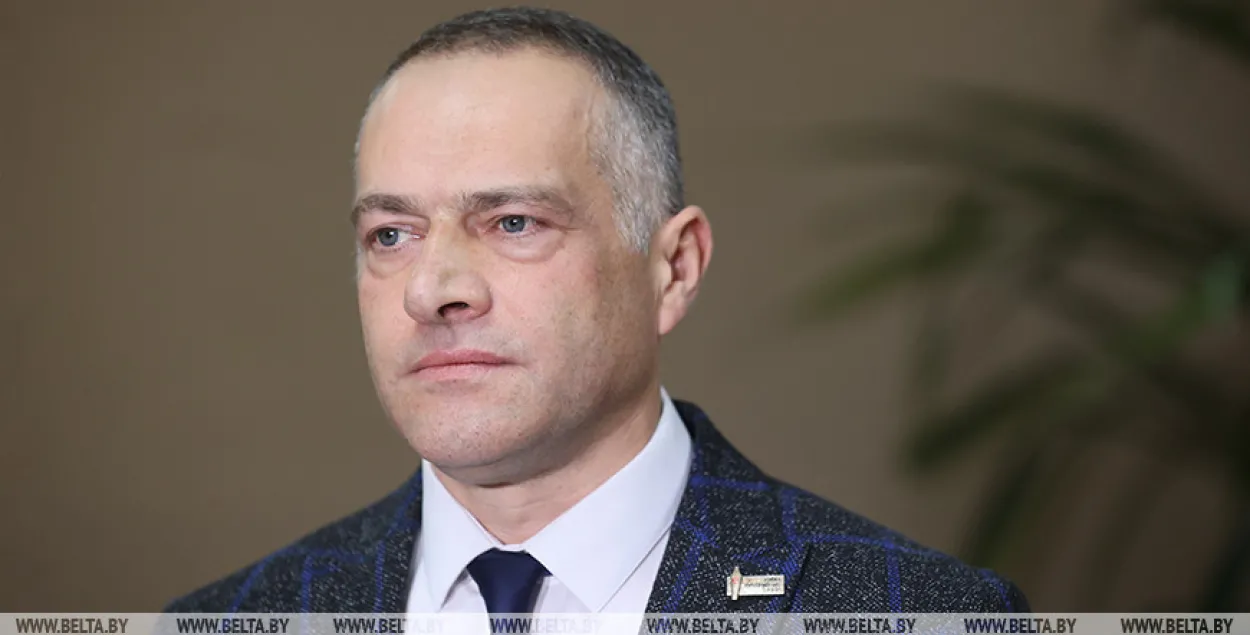 Дырэктарам музея "Нясвіж" стаў рэдактар раёнкі, папярэдняга знялі з-за БЧБ-сцяга