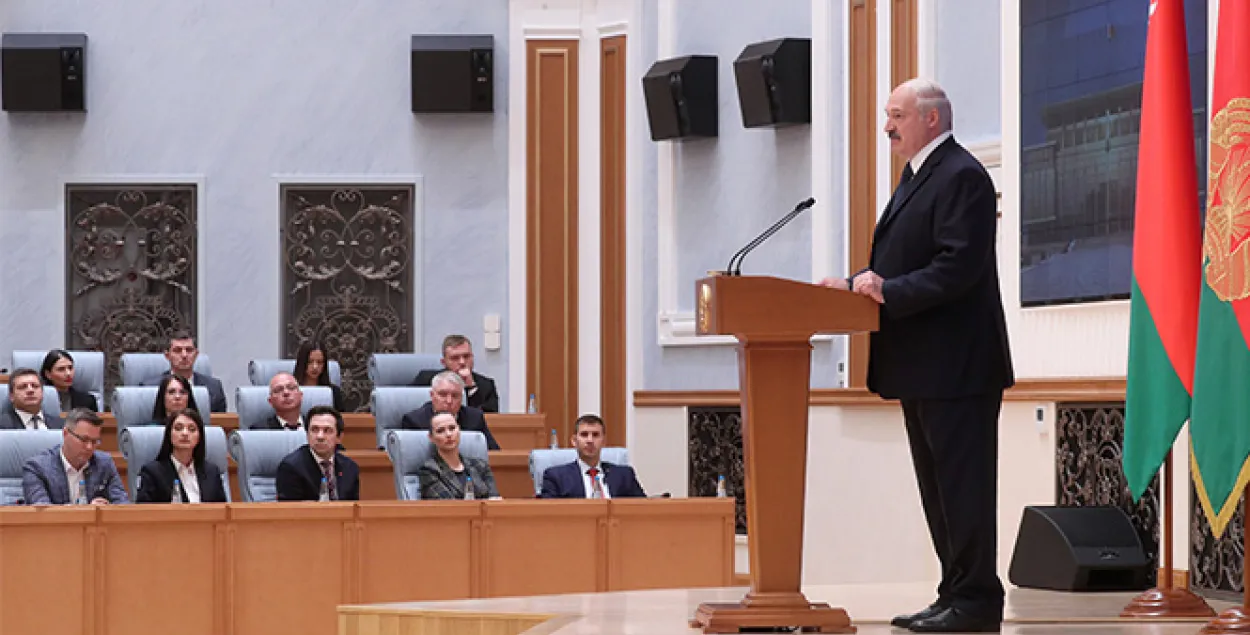 Лукашэнка: са свабодай слова ў Беларусі мы навядзем парадак
