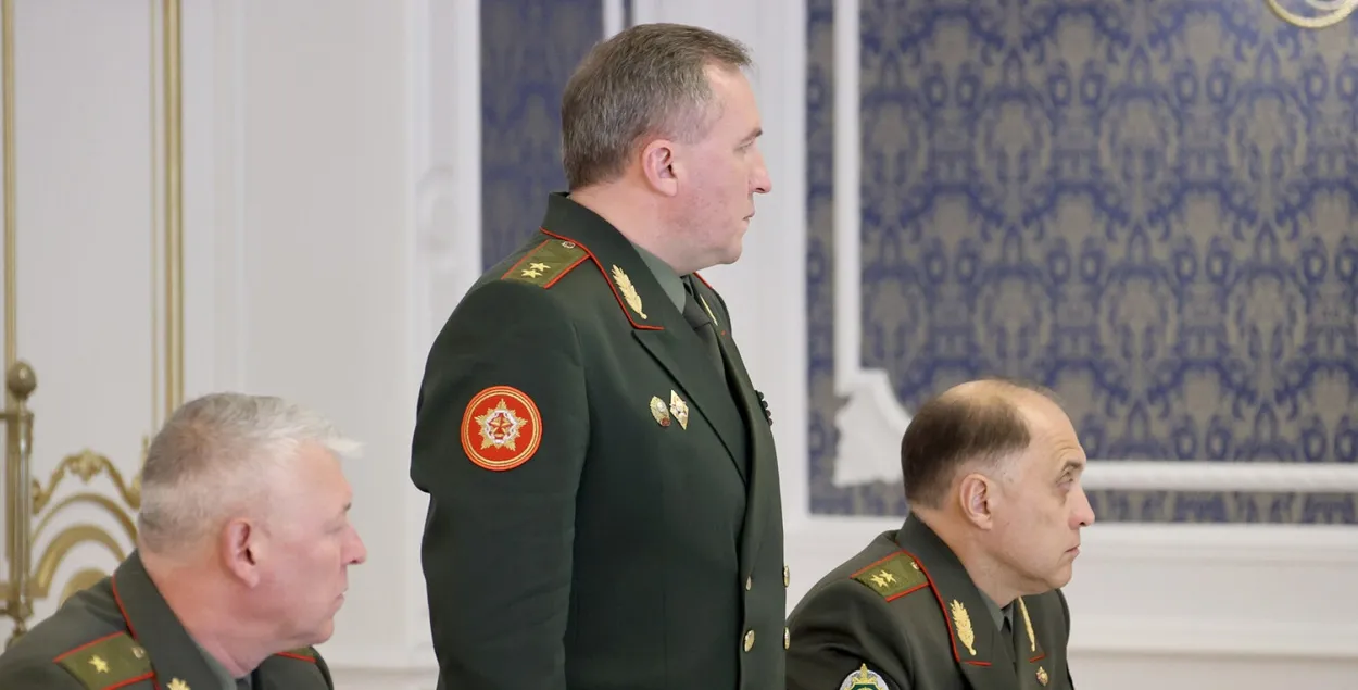 Віктар Хрэнін (у цэнтры) на нарадзе ў Аляксандра Лукашэнкі / president.gov.by