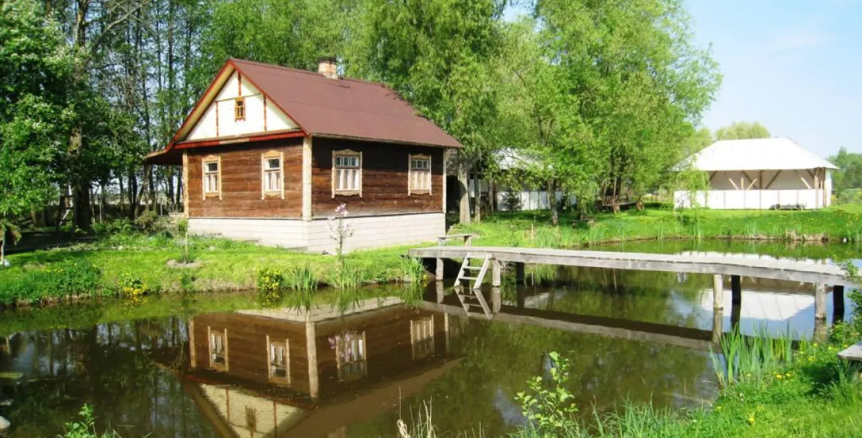 Уладальнікаў сядзібаў усё ж абавяжуць расказваць уладам пра замежных гасцей