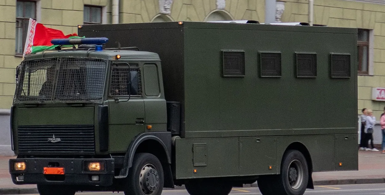 За каментары пра загінулага афіцэра КДБ затрыманы 51 беларус