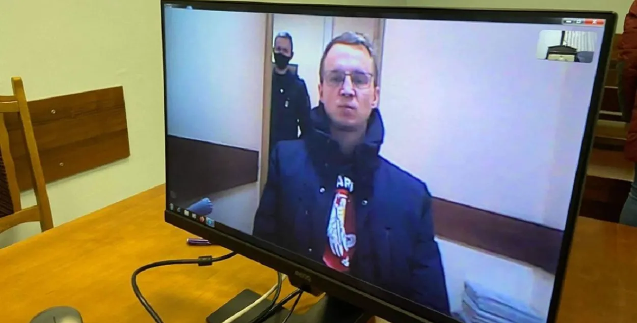 Зміцер Дашкевіч знаходзіцца на Акрэсціна, яго чакае суд