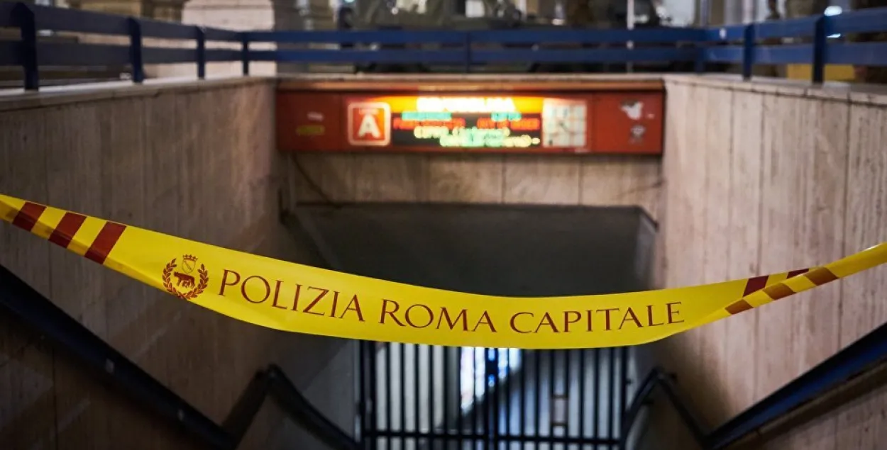 З'явілася відэа, як абрынуўся эскалатар метро ў Рыме з групай фанатаў ЦСКА