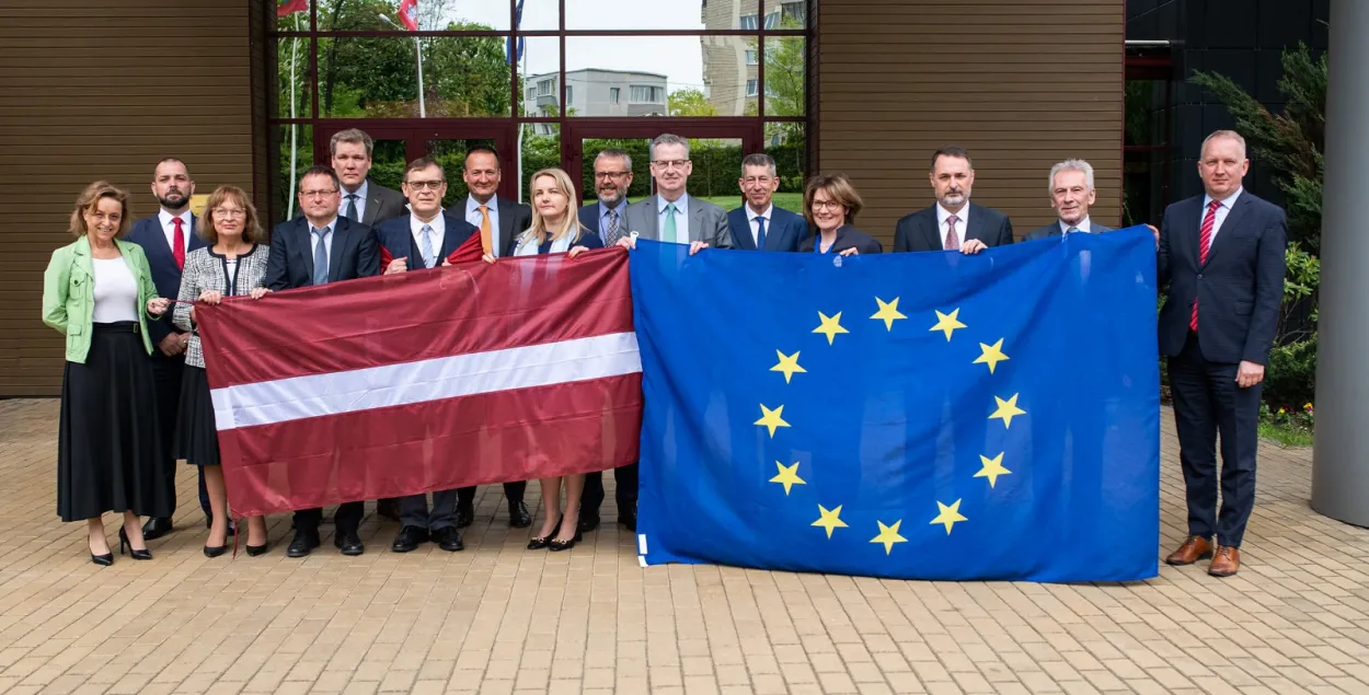 Европейские дипломаты пришли попрощаться с послом Латвии в Беларуси / facebook.com/EUinBelarus
