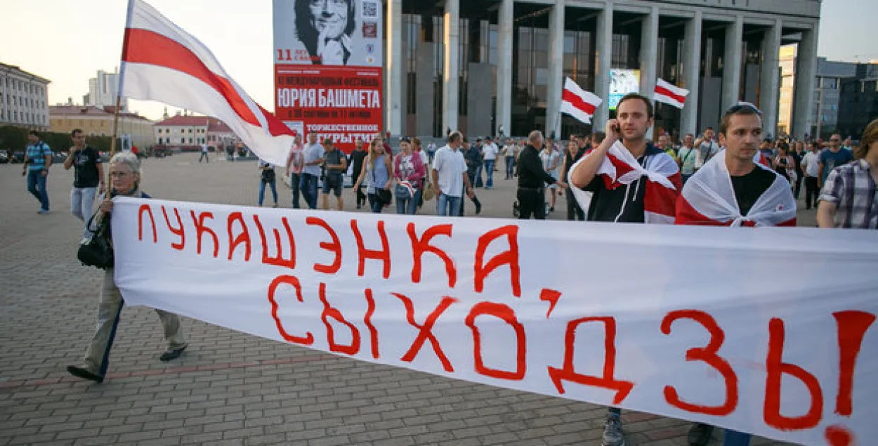 Да чаго прывядуць змены ў Беларусі па “армянскім сцэнарыі”?