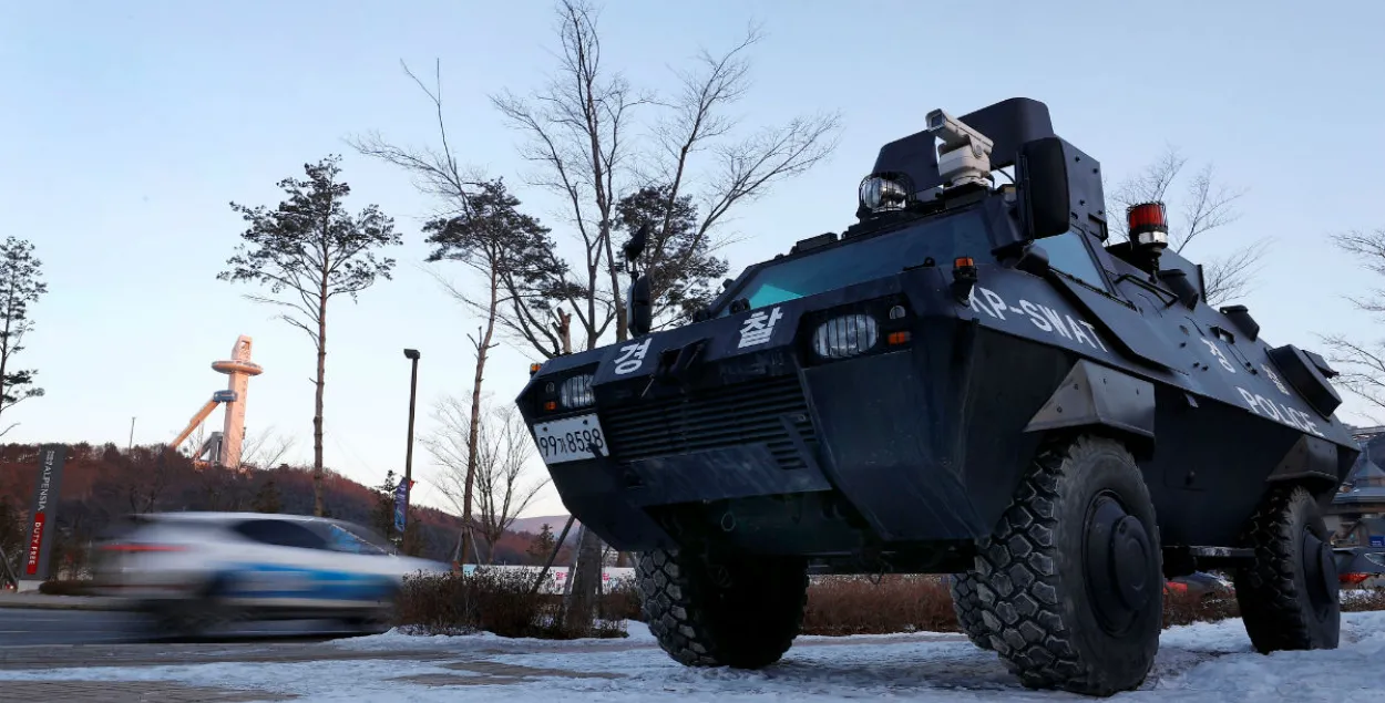 На Алімпіядзе ў Пхёнчхане дзясяткі ахоўнікаў трапілі ў бальніцы з наравірусам