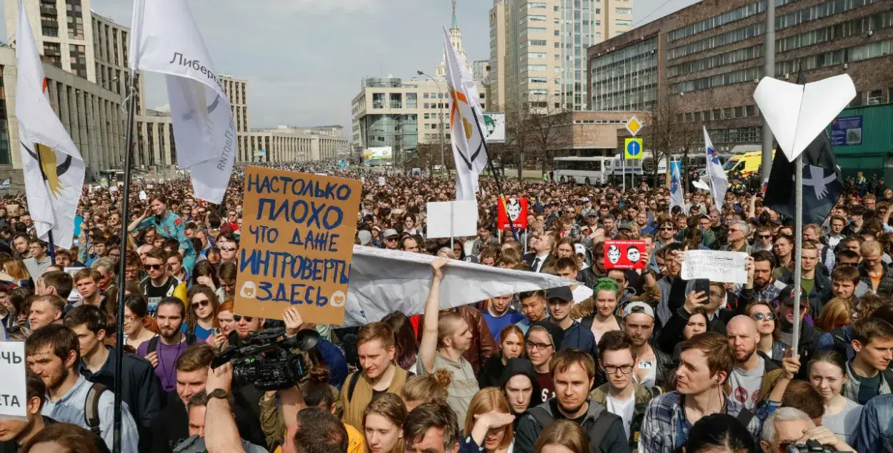 У Маскве 12 тысяч чалавек пратэставалі супраць блакіроўкі Telegram (фота)