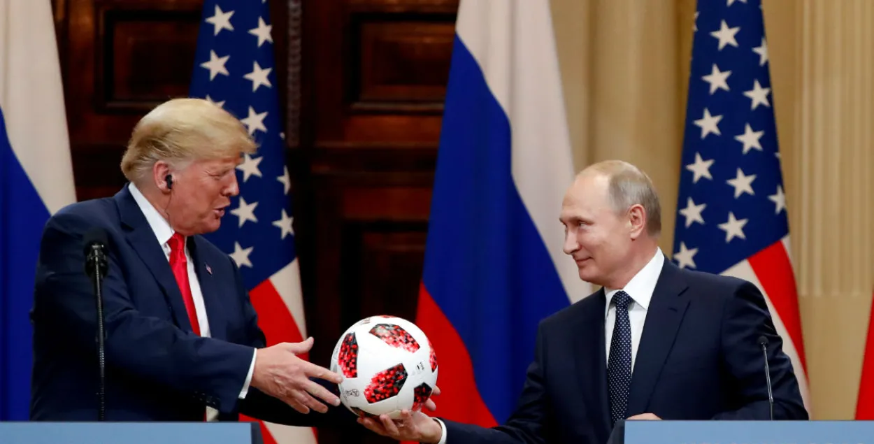 Bloomberg: Пуцін прапанаваў Трампу правесці рэферэндум па Данбасе