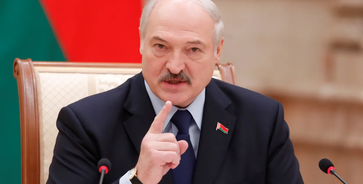 Лукашэнка павіншаваў беларусаў з Раством Хрыстовым