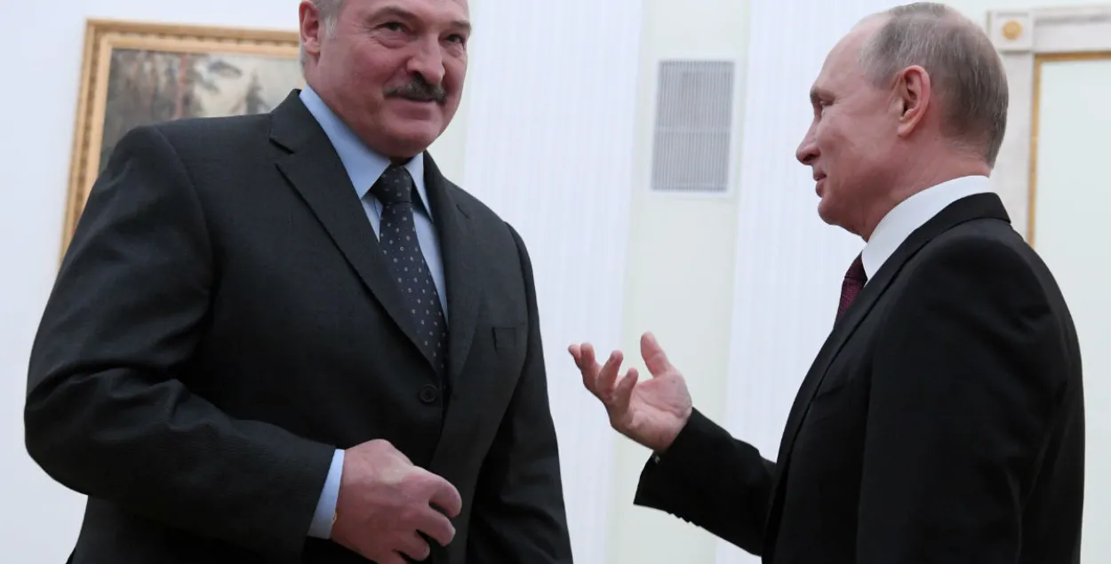 Пуцін разгромна прайграе Лукашэнку ў галасаванні на сайце "Эхо Москвы"