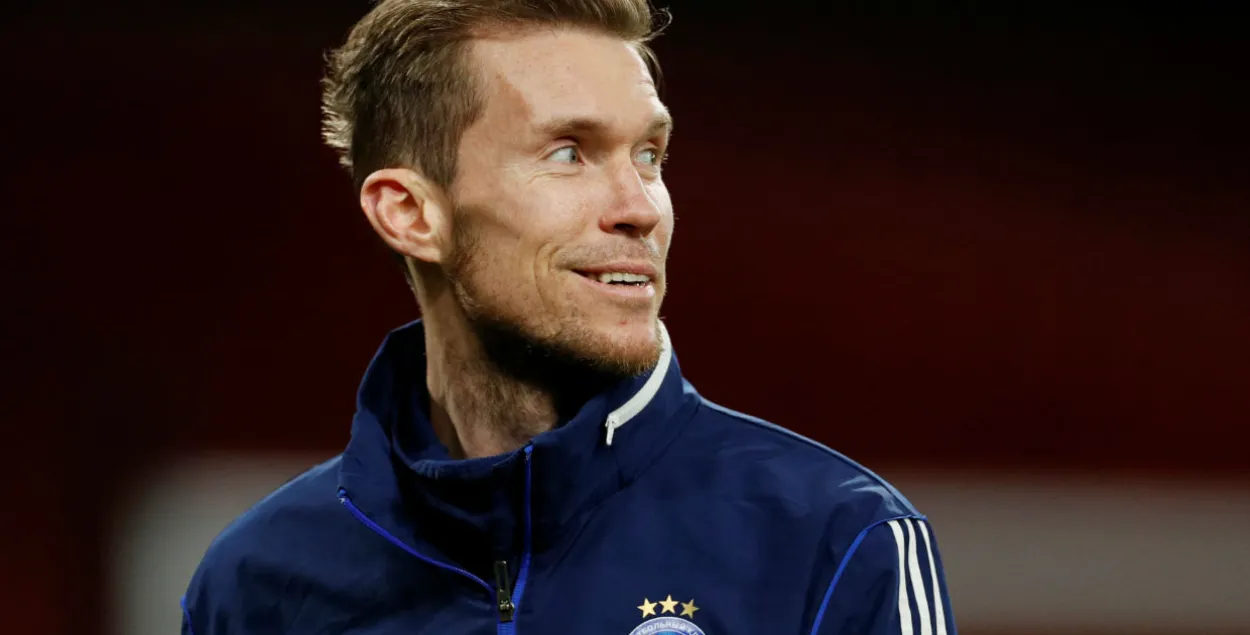 Alex Hleb / Reuters