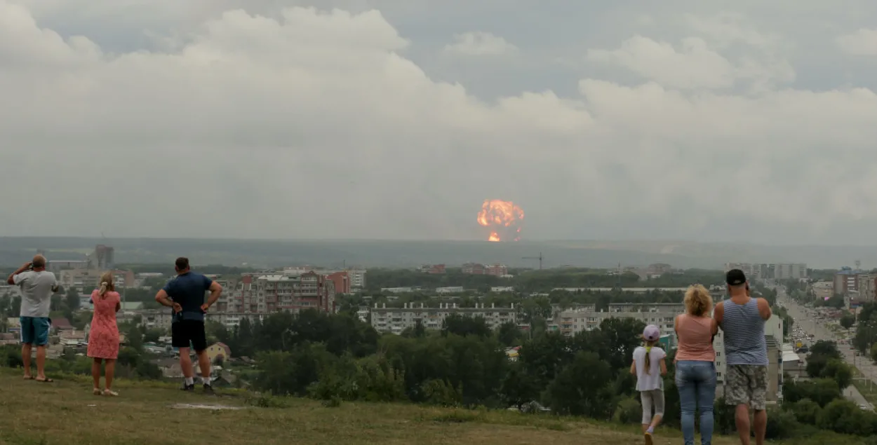 Выбухі на ваенным складзе ў Краснаярскім краі Расіі (фота, відэа)