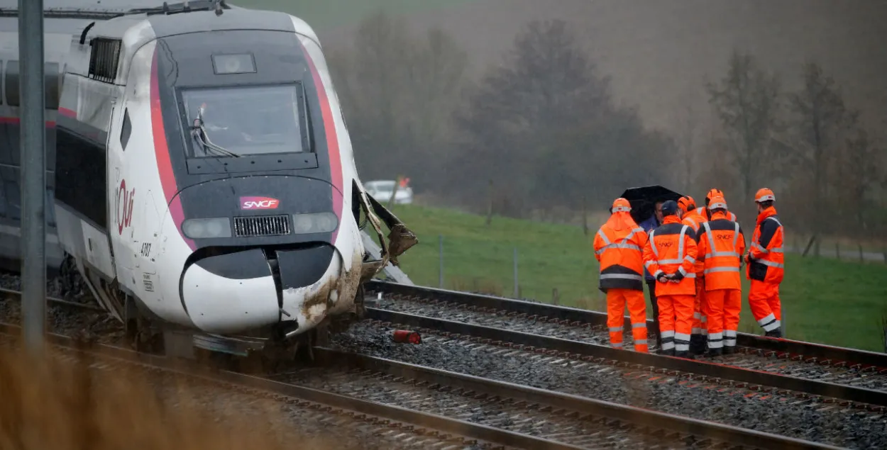 Пад Страсбургам сышоў з рэек хуткасны пасажырскі цягнік