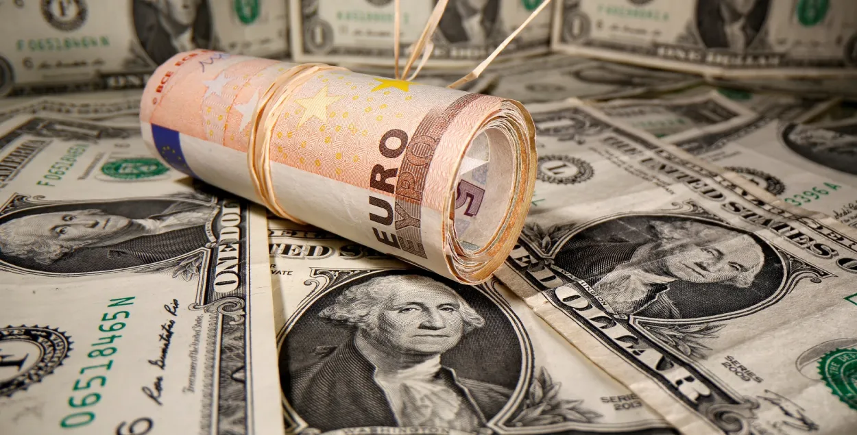Што трэба зрабіць, каб шэнгенская віза каштавала беларусам €35 ужо з 1 ліпеня