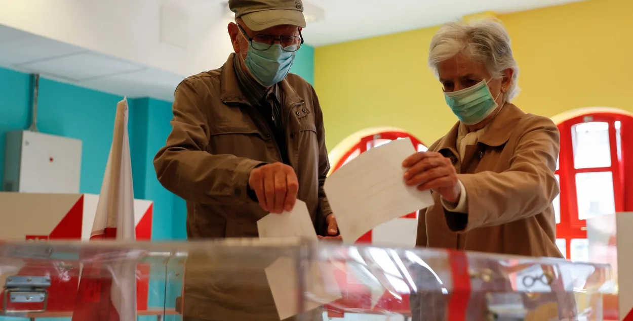 12 июля Польша голосует во втором туре президентских выборов