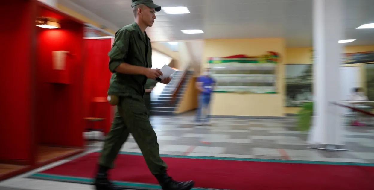 Голосование на белорусских выборах / Reuters