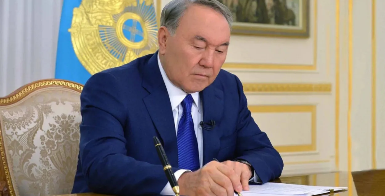 Нурсултан Назарбаеў заразіўся каранавірусам