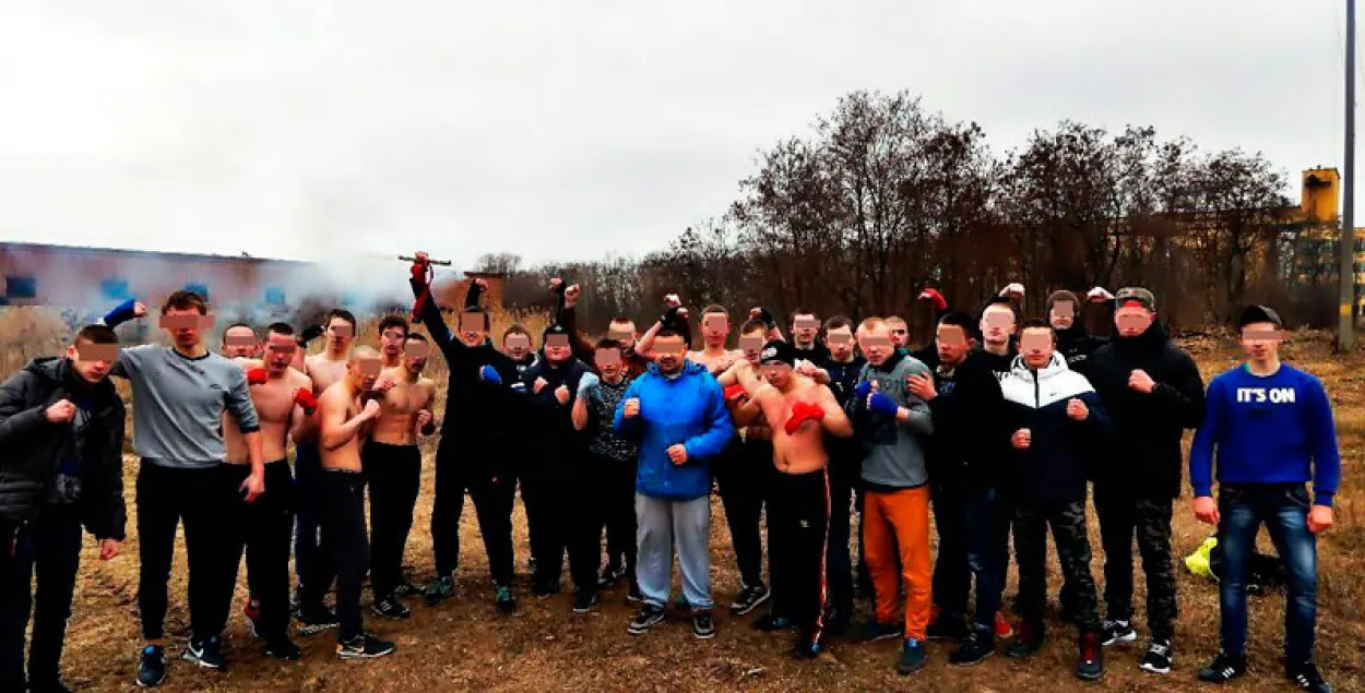 Футбольны фанат: Мужычка распранулі, бо прыехаў на сэкс з непаўнагадовым хлопцам