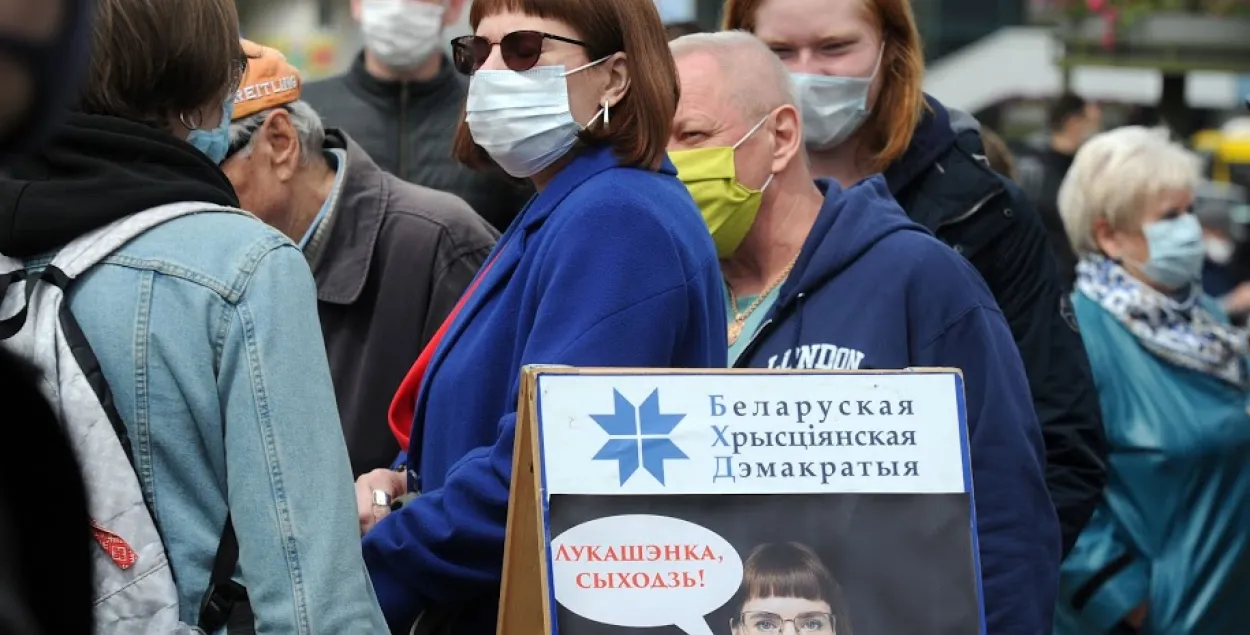 На Камароўцы праходзяць пікеты вылучэнцаў у прэзідэнты. Але без Ціханоўскай