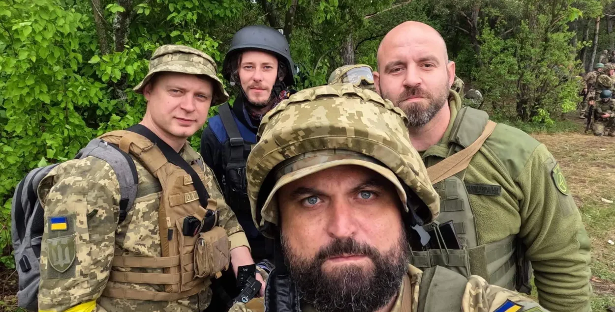 Юрый Мацарскі — на пярэднім плане / www.facebook.com/yuriy.matsarsky
