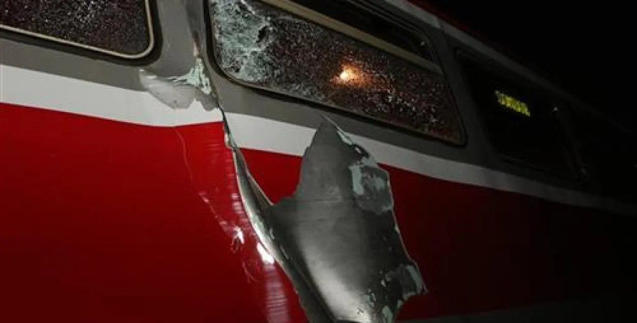 У Сербіі сутыкнуліся пасажырскі і таварны цягнікі, пацярпелі 22 чалавекі