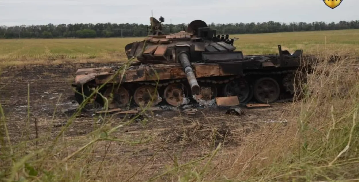 Сожженный в Украине российский танк / https://www.facebook.com/GeneralStaff.ua
