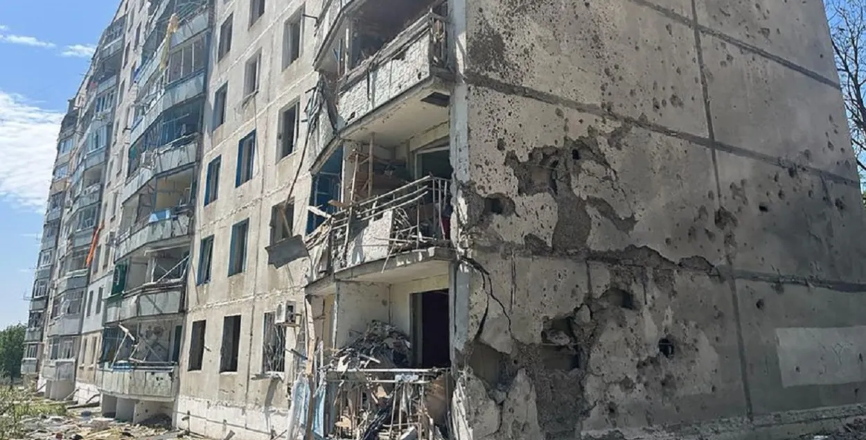 Жылы дом, абстраляны расіянамі ў Купянскім раёне Харкаўскай вобласці / t.me/dsns_telegram/
