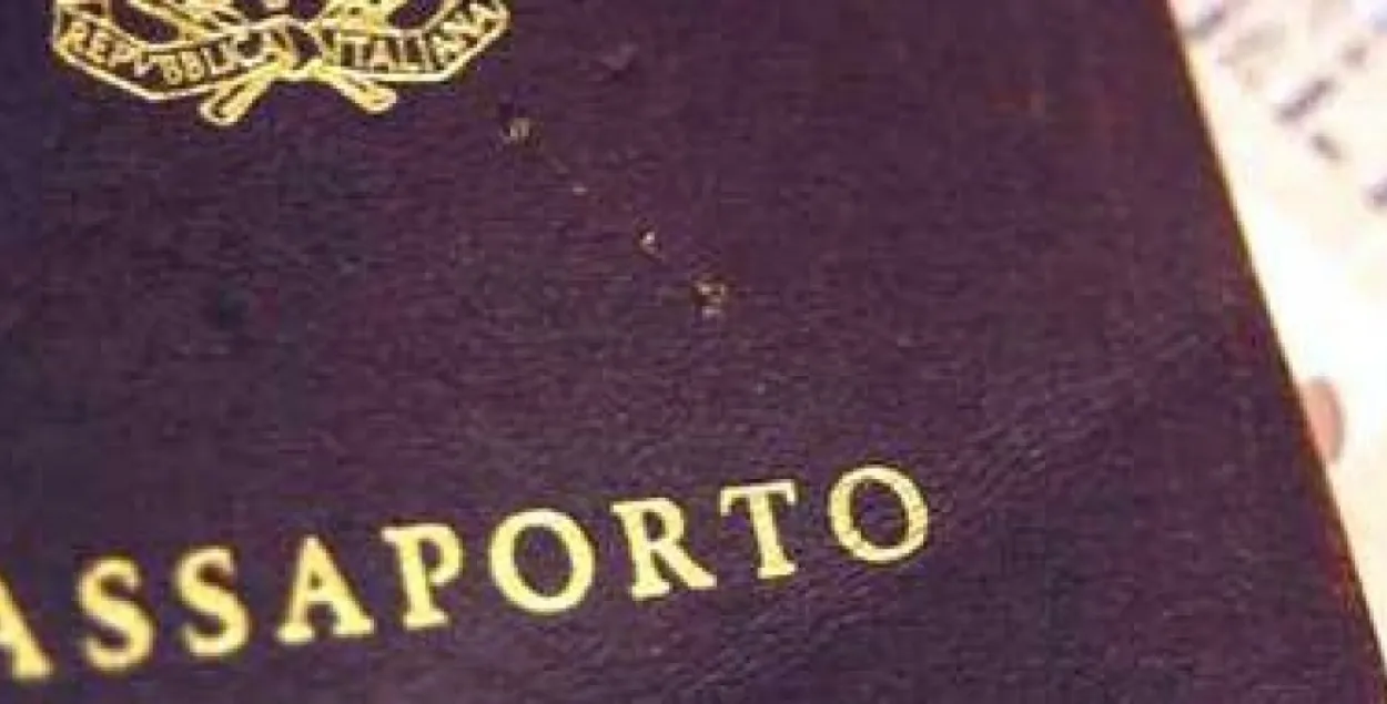 Беларусы знялі з маскоўскага цягніка італьянак, якія аказаліся нігерыйкамі