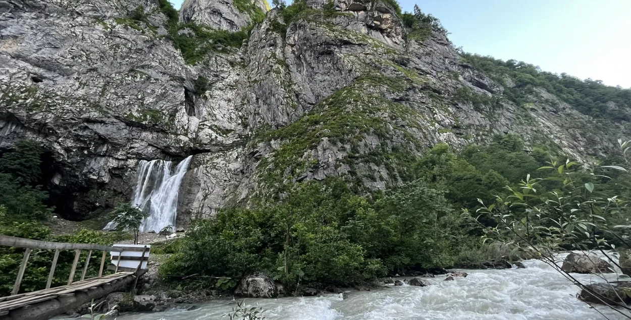 У раёне Гегскага вадаспаду / facebook.com/MCHS.Abkhazia/