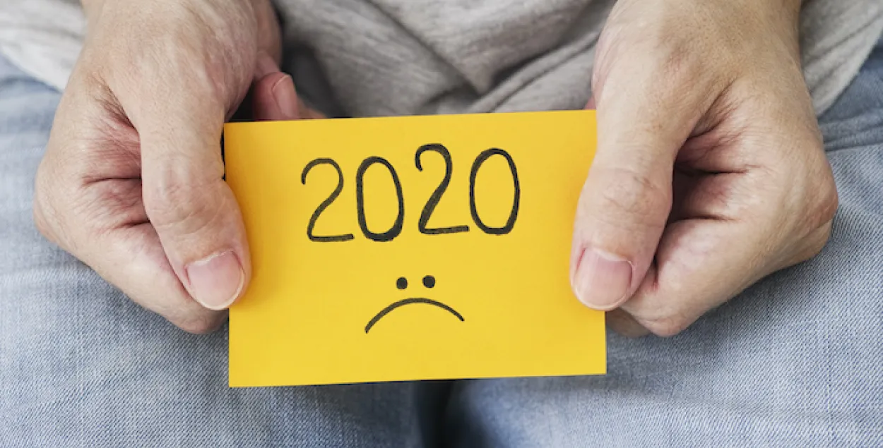 2020 год ужо ў першыя месяцы сам па сабе стаў мемам — як правіла, з катэгорыі чорнага гумару.
