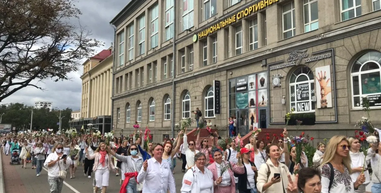 Женская цепь солидарности в Минске / Еврорадио